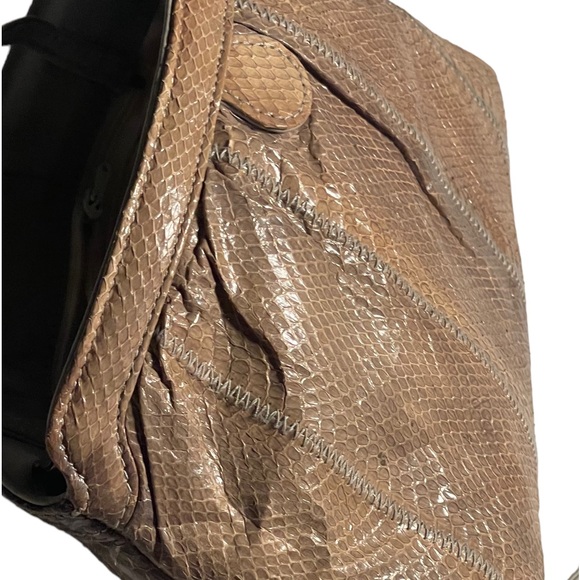 CLEMENTE VINTAGE DESIGNER SNAKESKIN STUNNING METAL BENDABLE RETRACT CLOSURE - Picture 4 of 10